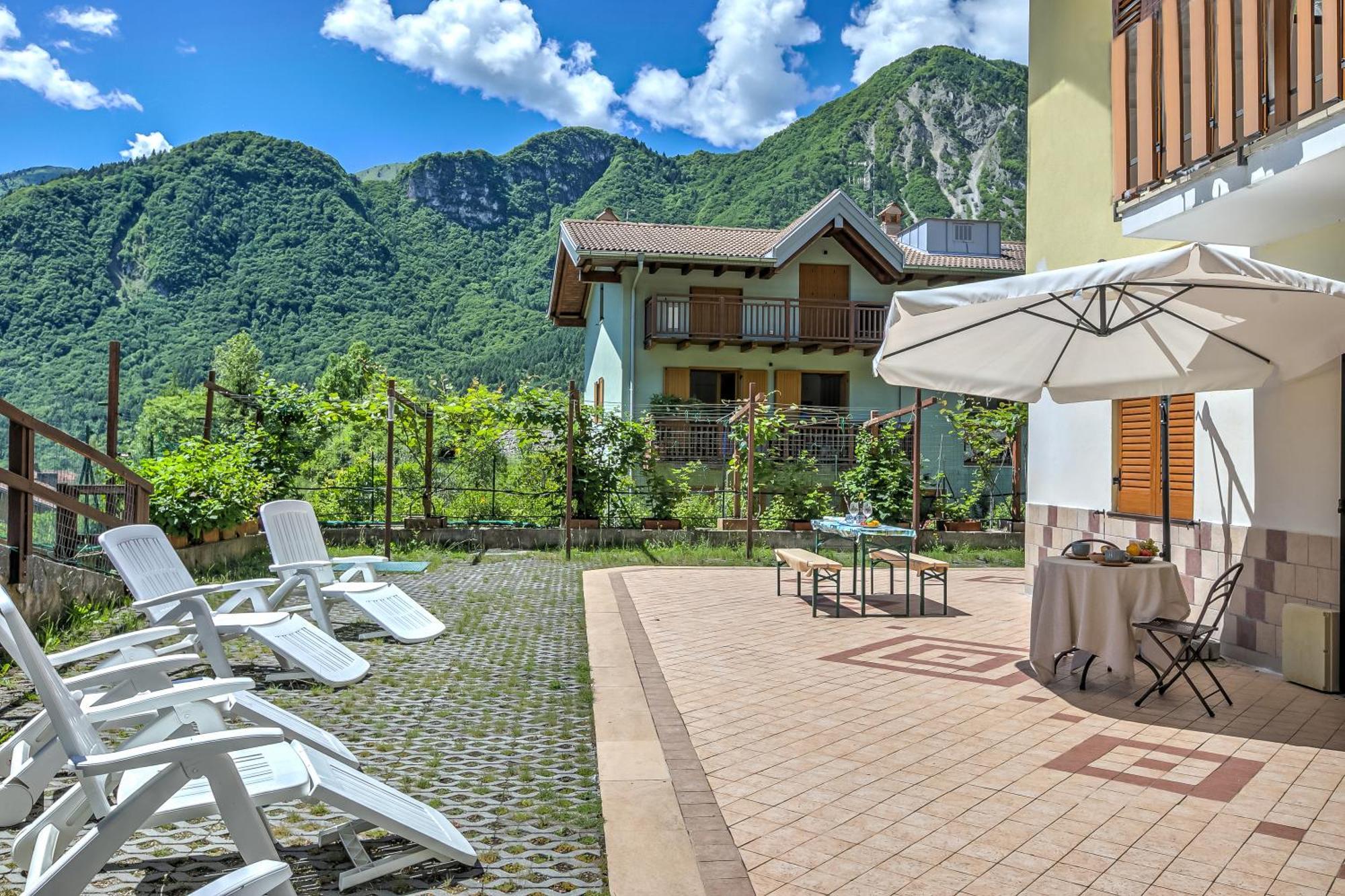 Il Giardino In Montagna Family Friendly- Happy Rentals Тенно Екстер'єр фото